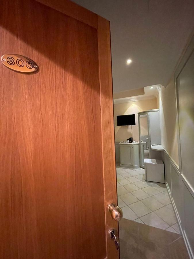 Casa Di Stefano Bed & Breakfast Rome Exterior photo
